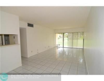 5911 Washington Street, Unit 102, Hollywood, FL 33023 Photo