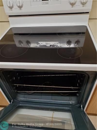 5911 Washington Street, Unit 102, Hollywood, FL 33023 Photo