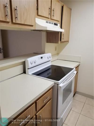 5911 Washington Street, Unit 102, Hollywood, FL 33023 Photo