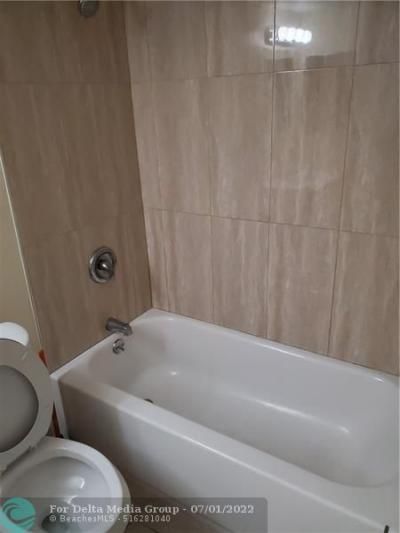 5911 Washington Street, Unit 102, Hollywood, FL 33023 Photo