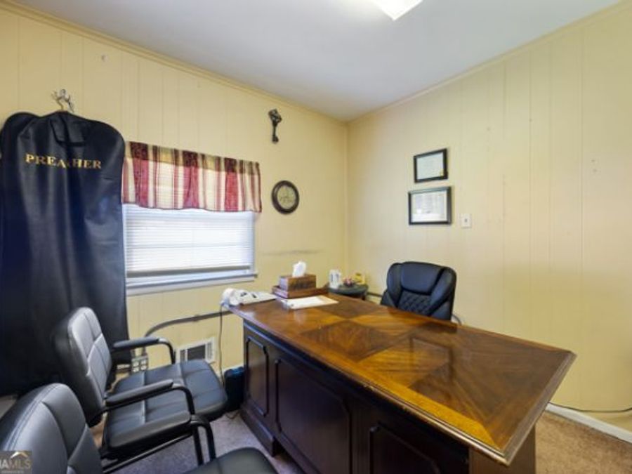 Property Image 11