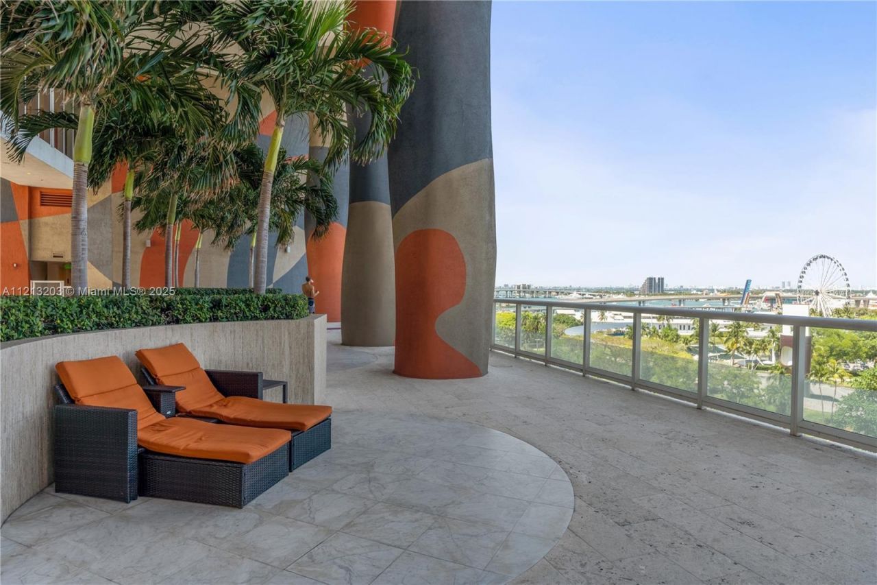 50 Biscayne Blvd, Unit 605, Miami, FL 33132 Photo