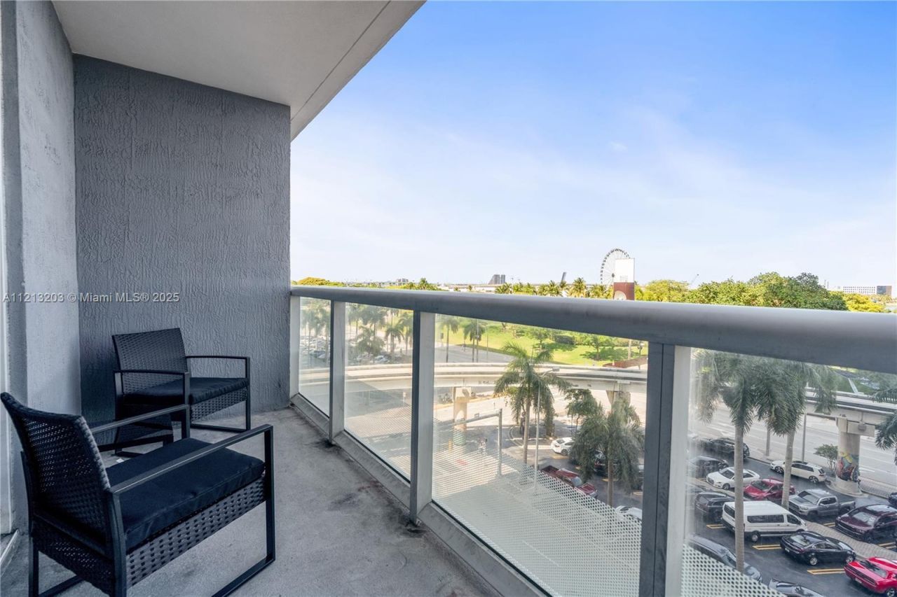 50 Biscayne Blvd, Unit 605, Miami, FL 33132 Photo