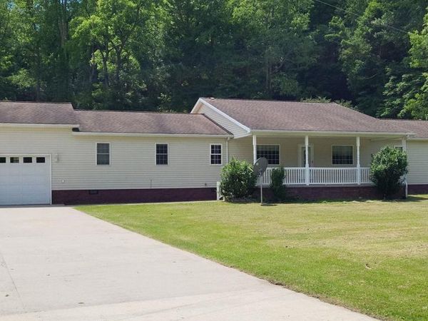 2842 SAGO Road, Buckhannon, WV 26201