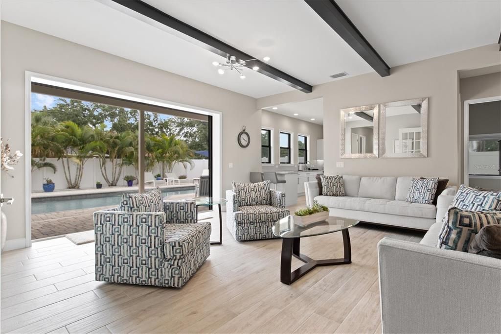 1905 Tulip Drive, Sarasota, FL 34239 Photo