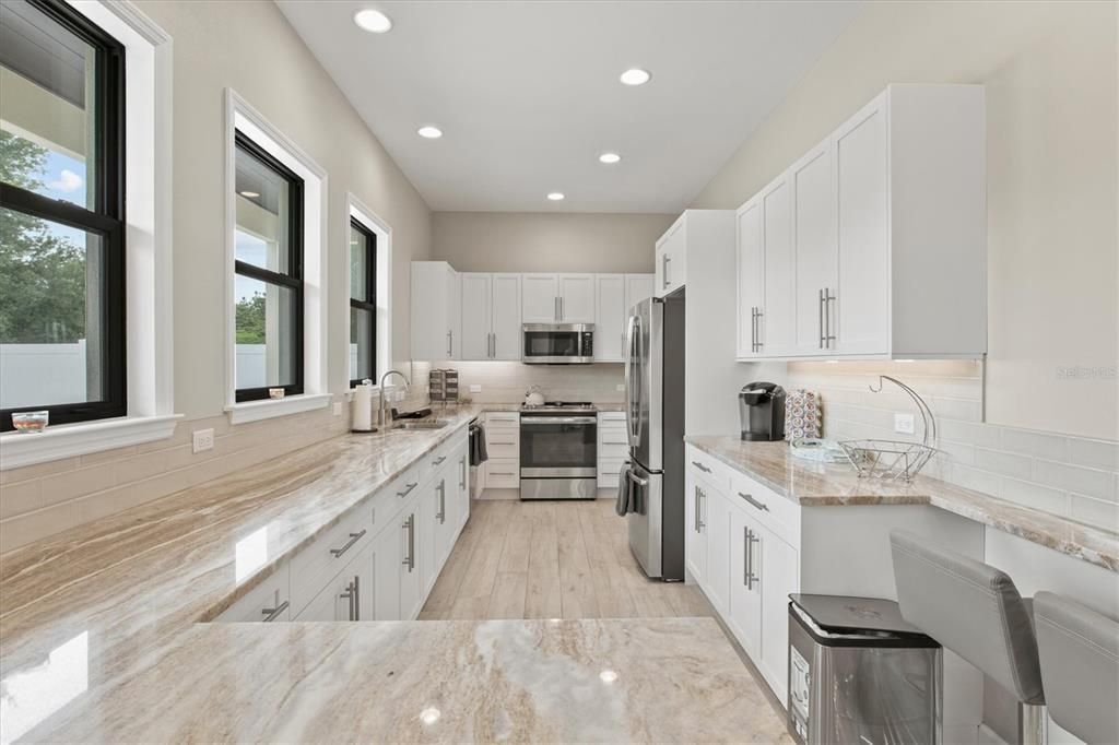 1905 Tulip Drive, Sarasota, FL 34239 Photo