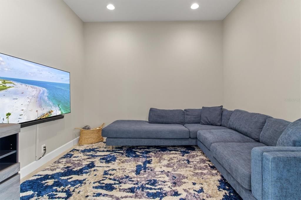 1905 Tulip Drive, Sarasota, FL 34239 Photo