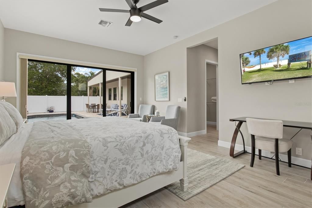 1905 Tulip Drive, Sarasota, FL 34239 Photo