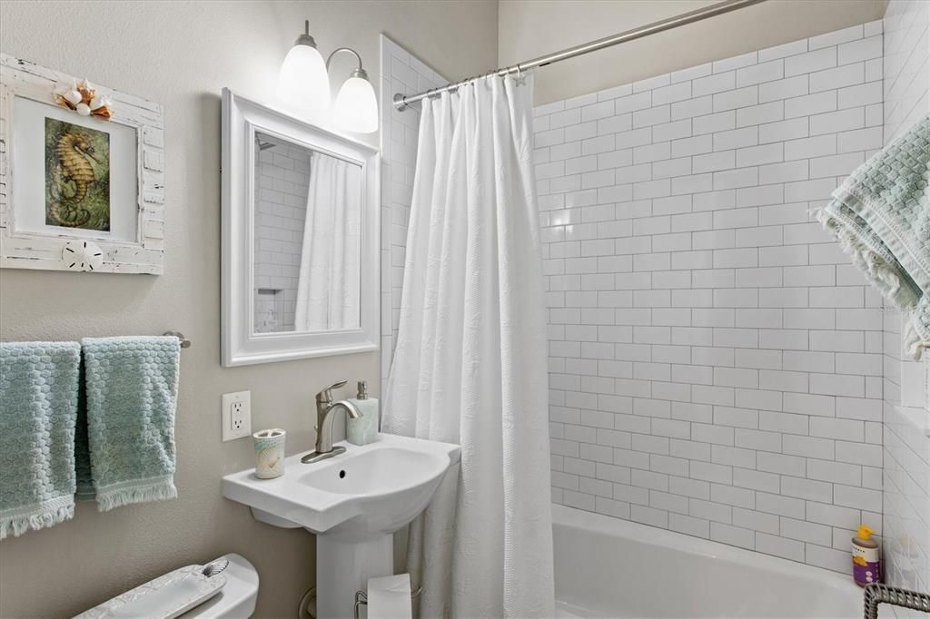 1905 Tulip Drive, Sarasota, FL 34239 Photo