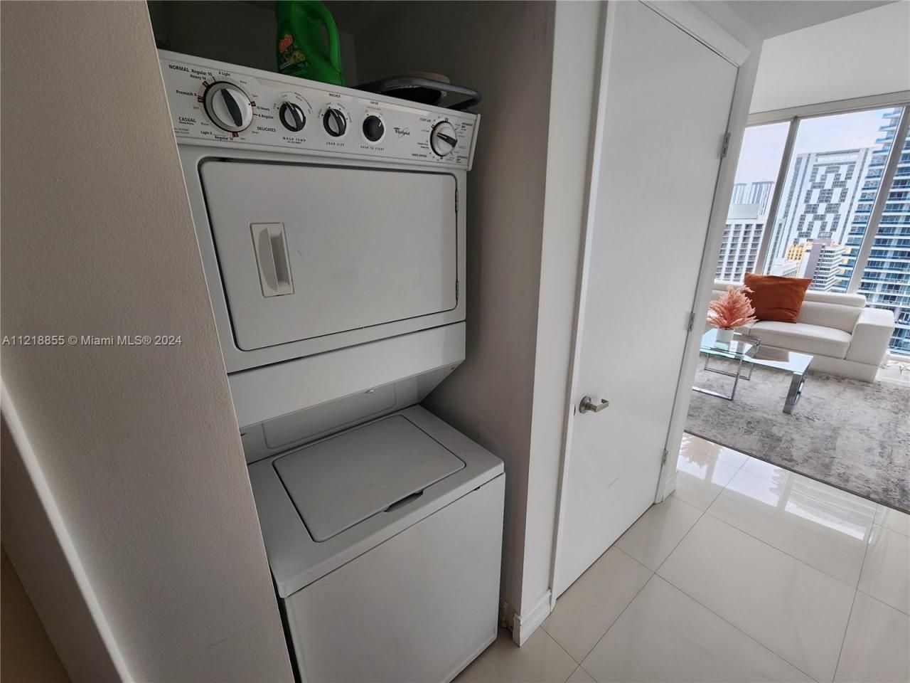 485 Brickell Ave, Unit 2504, Miami, FL 33131 Photo