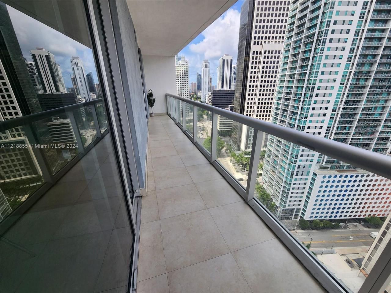 485 Brickell Ave, Unit 2504, Miami, FL 33131 Photo