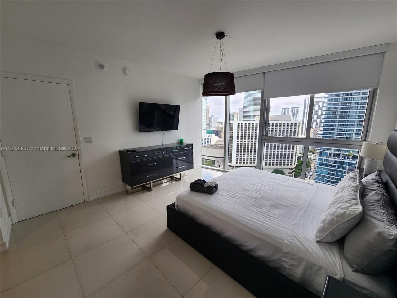 485 Brickell Ave, Unit 2504, Miami, FL 33131 Photo