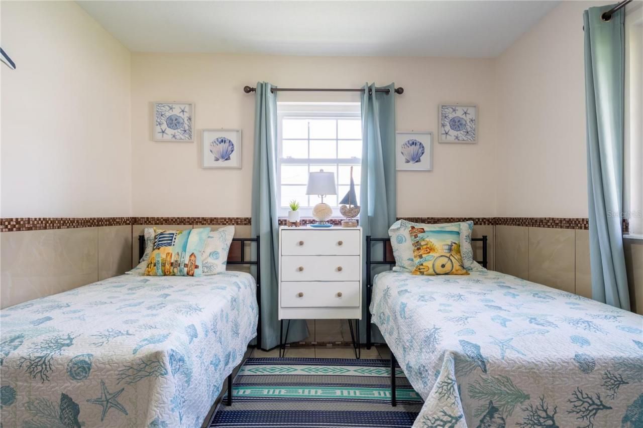 2140 Pinehurst Street, Sarasota, FL 34231 Photo