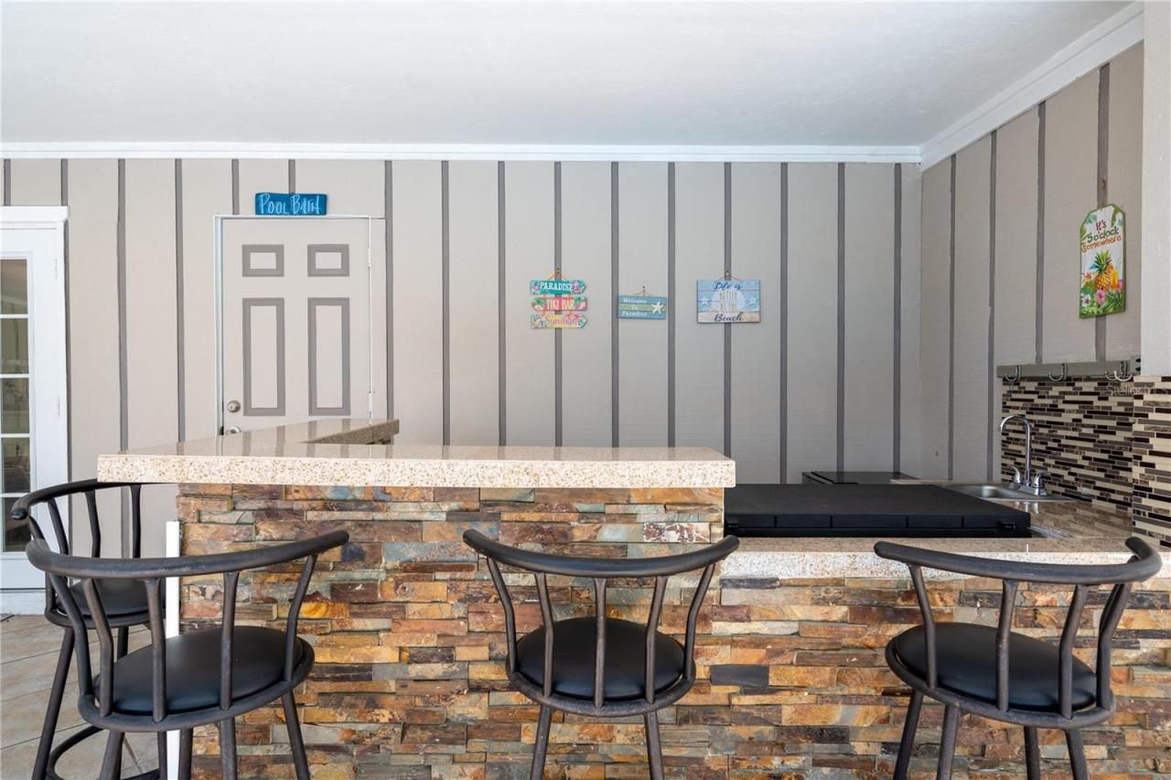 2140 Pinehurst Street, Sarasota, FL 34231 Photo