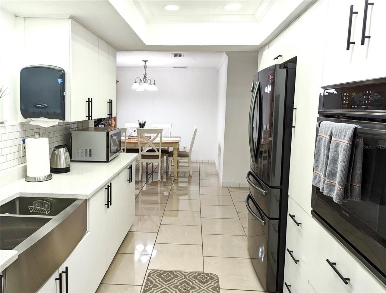 2140 Pinehurst Street, Sarasota, FL 34231 Photo