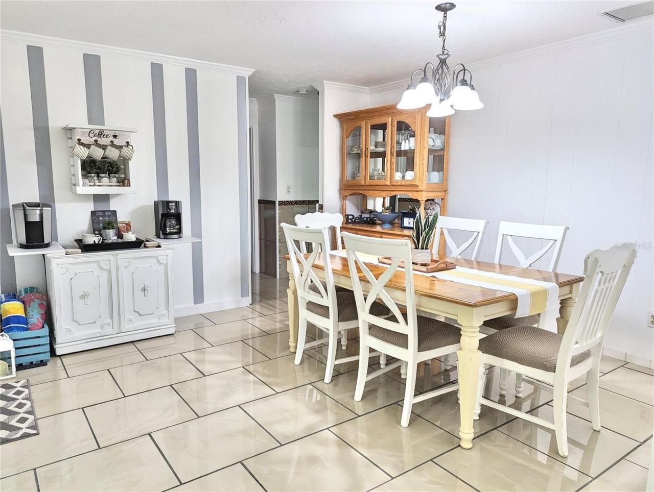 2140 Pinehurst Street, Sarasota, FL 34231 Photo