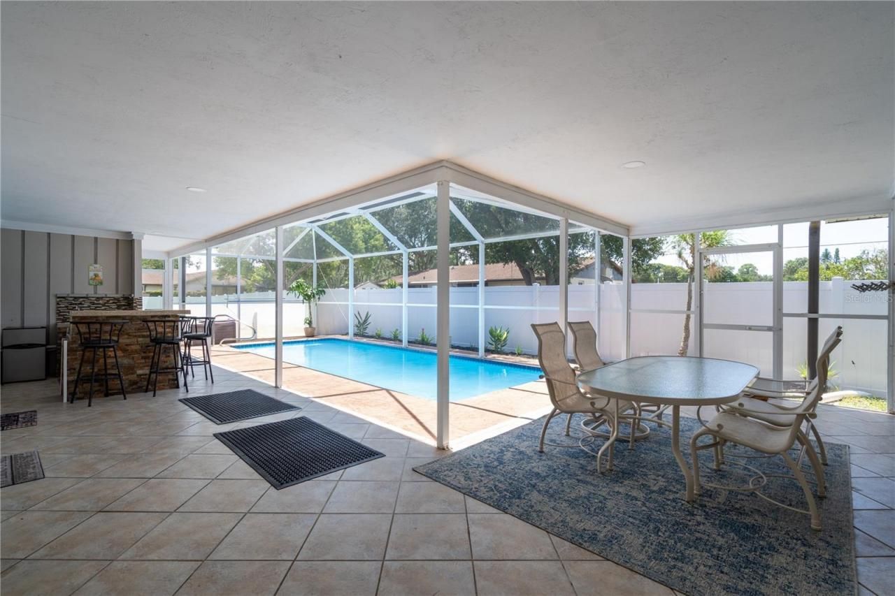 2140 Pinehurst Street, Sarasota, FL 34231 Photo