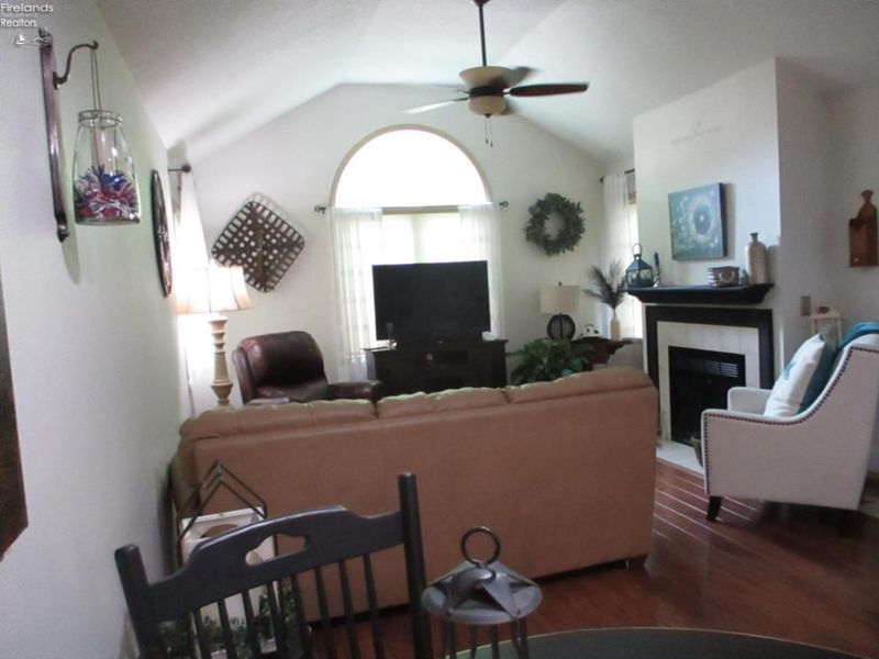 832 Turnbury Lane, Unit 28, Perrysburg, OH 43551 Photo 12