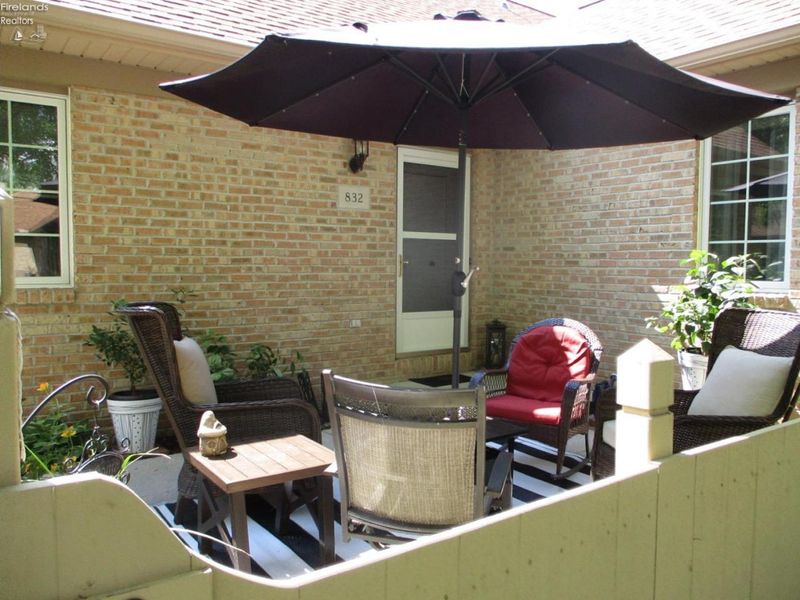 832 Turnbury Lane, Unit 28, Perrysburg, OH 43551 Photo 5