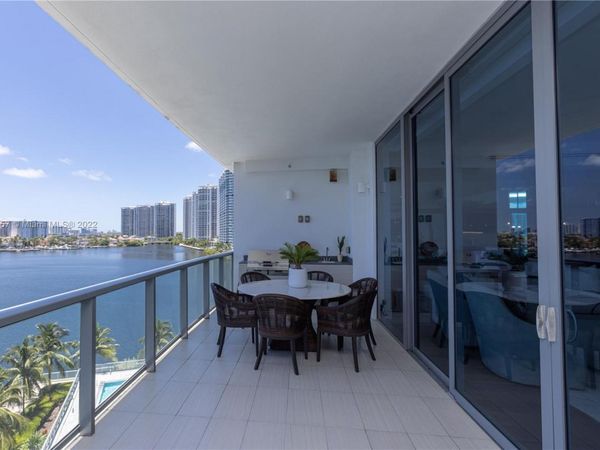 3300 NE 188th St, Unit 618, Aventura, FL 33180