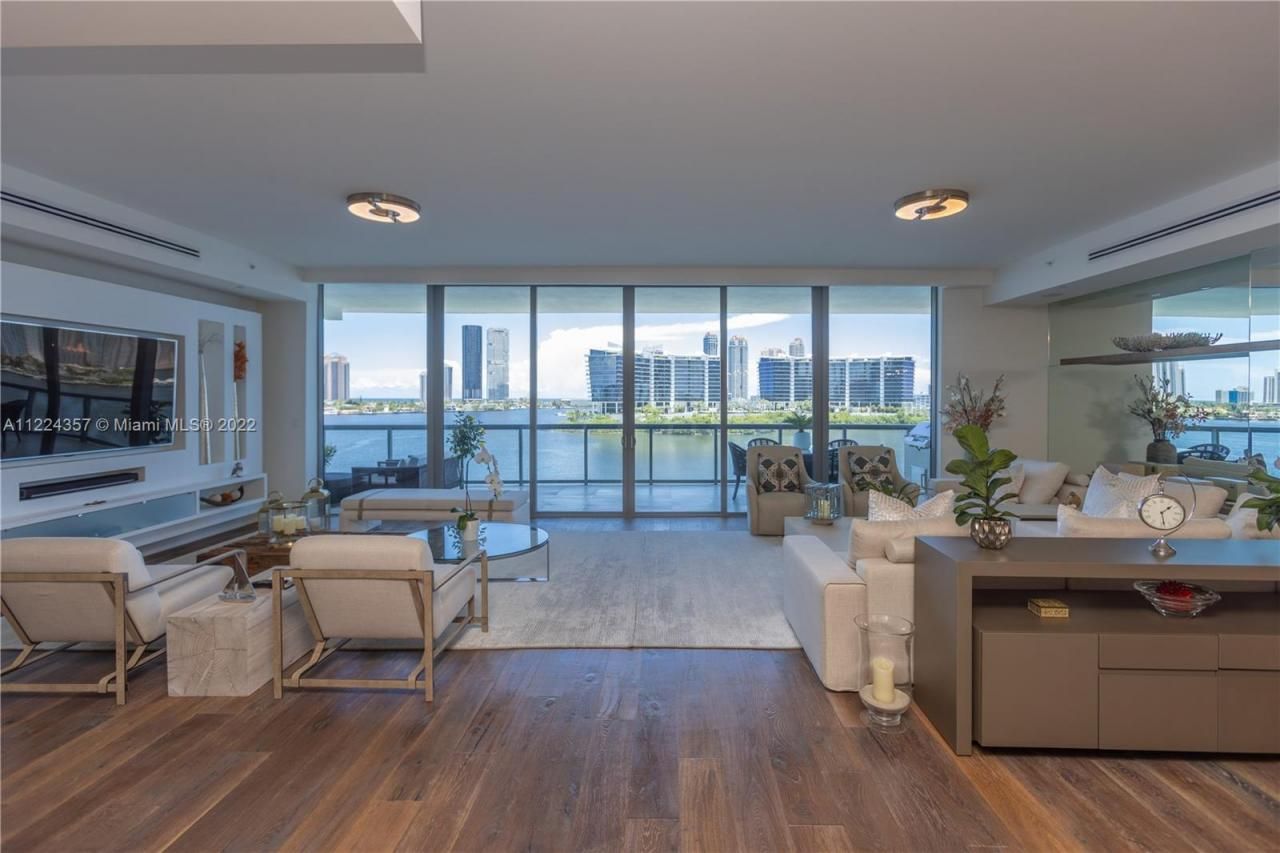 3300 NE 188th St, Unit 618, Aventura, FL 33180 Photo