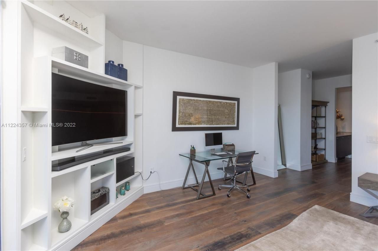 3300 NE 188th St, Unit 618, Aventura, FL 33180 Photo