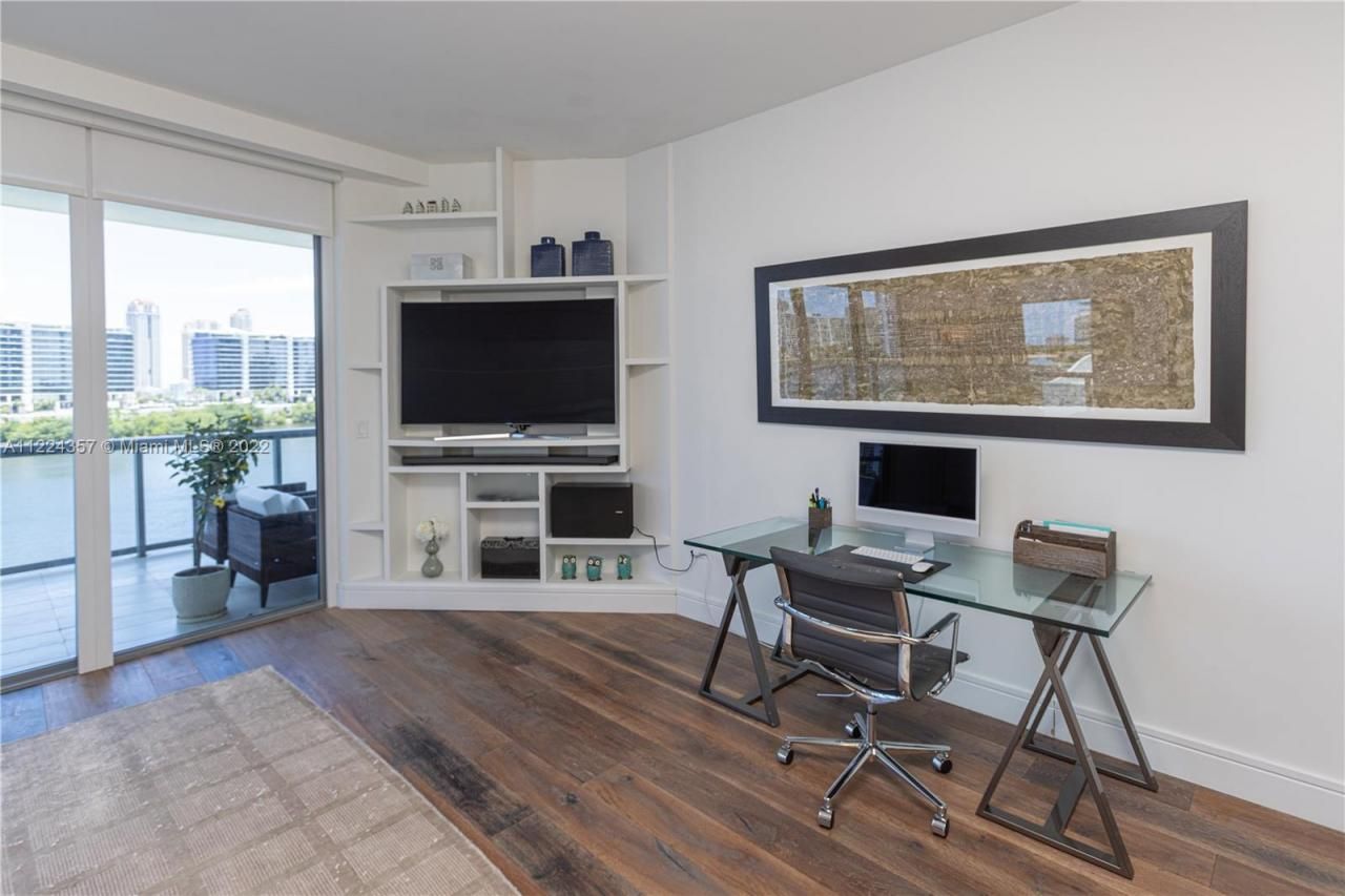 3300 NE 188th St, Unit 618, Aventura, FL 33180 Photo