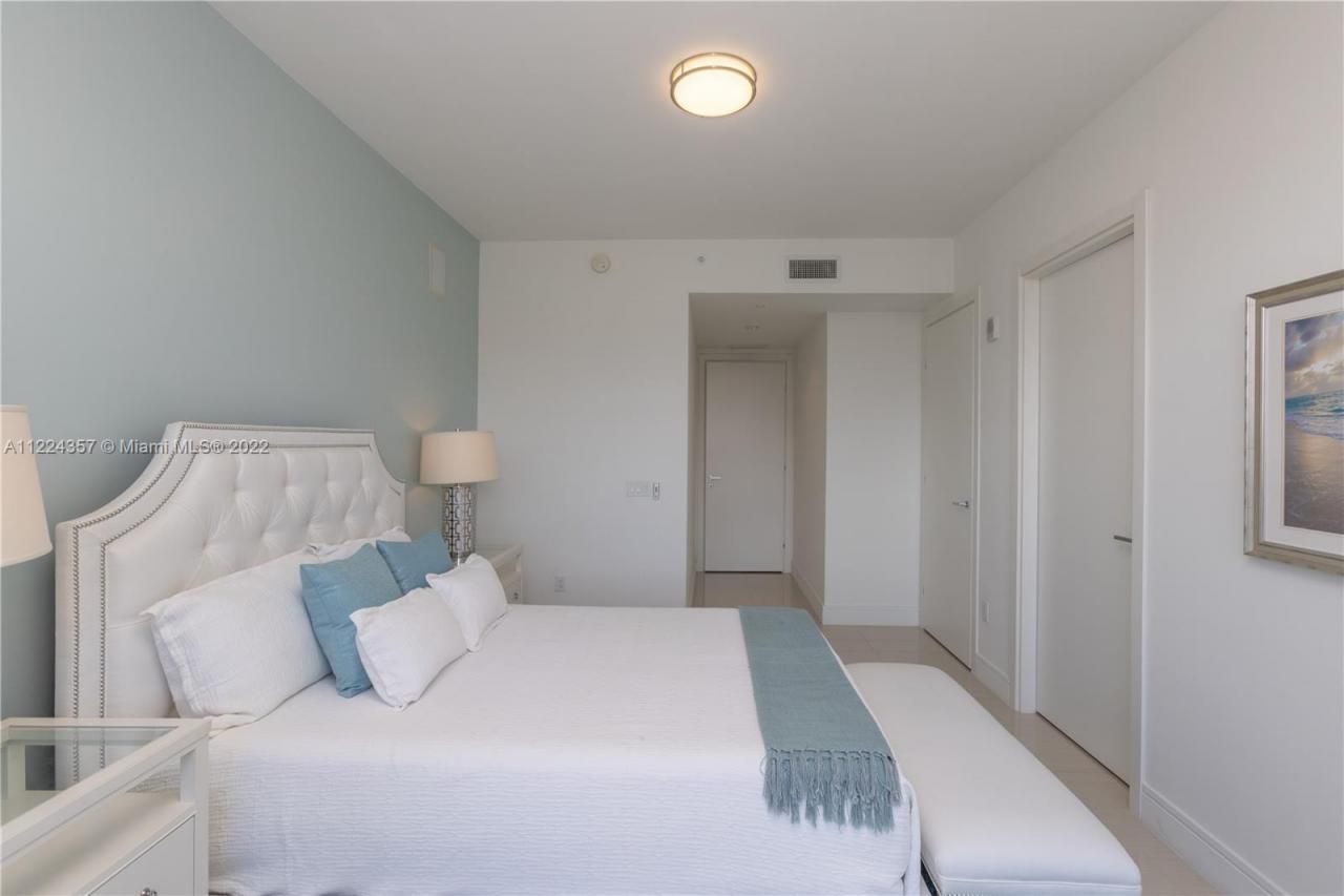 3300 NE 188th St, Unit 618, Aventura, FL 33180 Photo