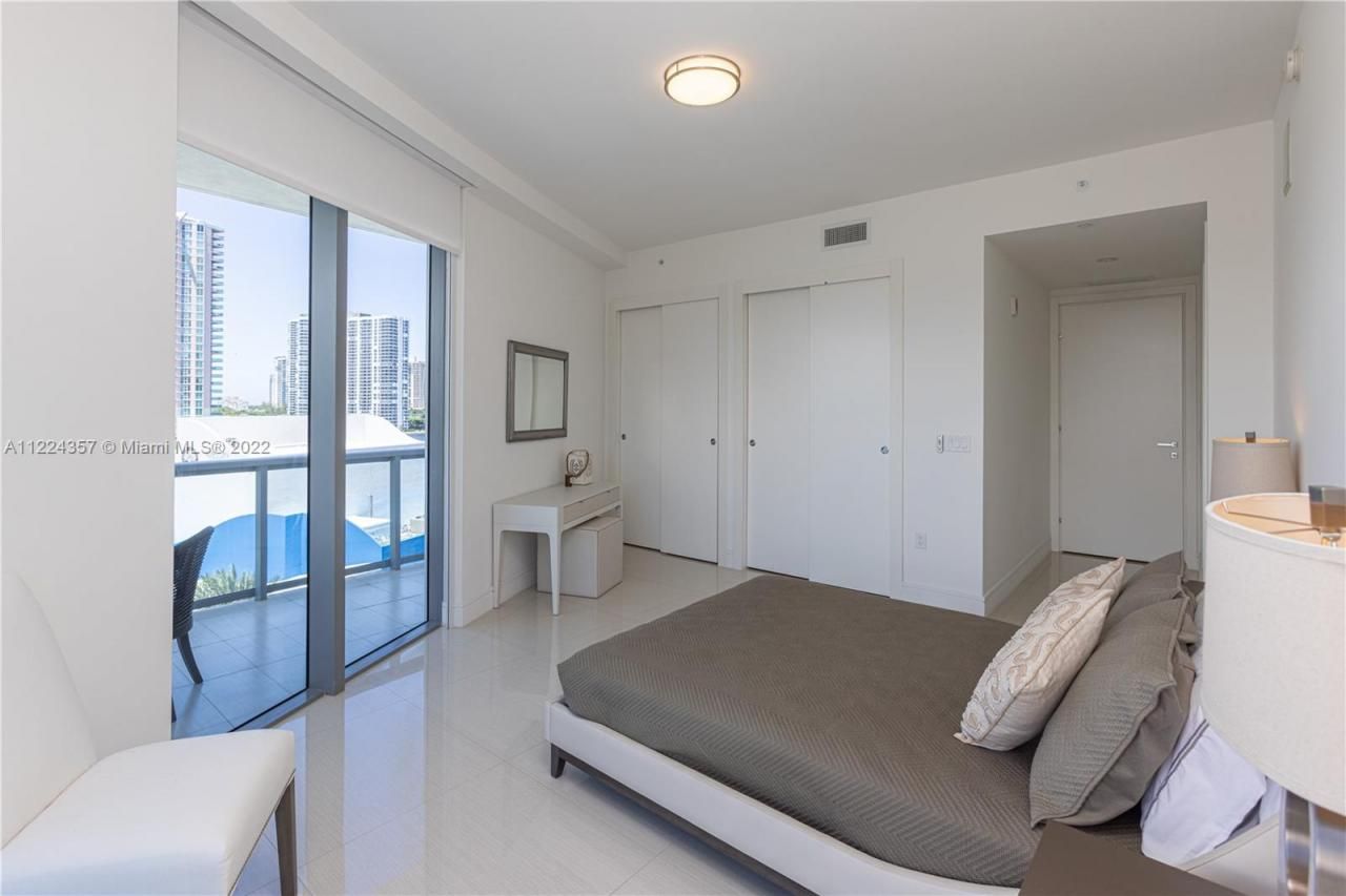 3300 NE 188th St, Unit 618, Aventura, FL 33180 Photo