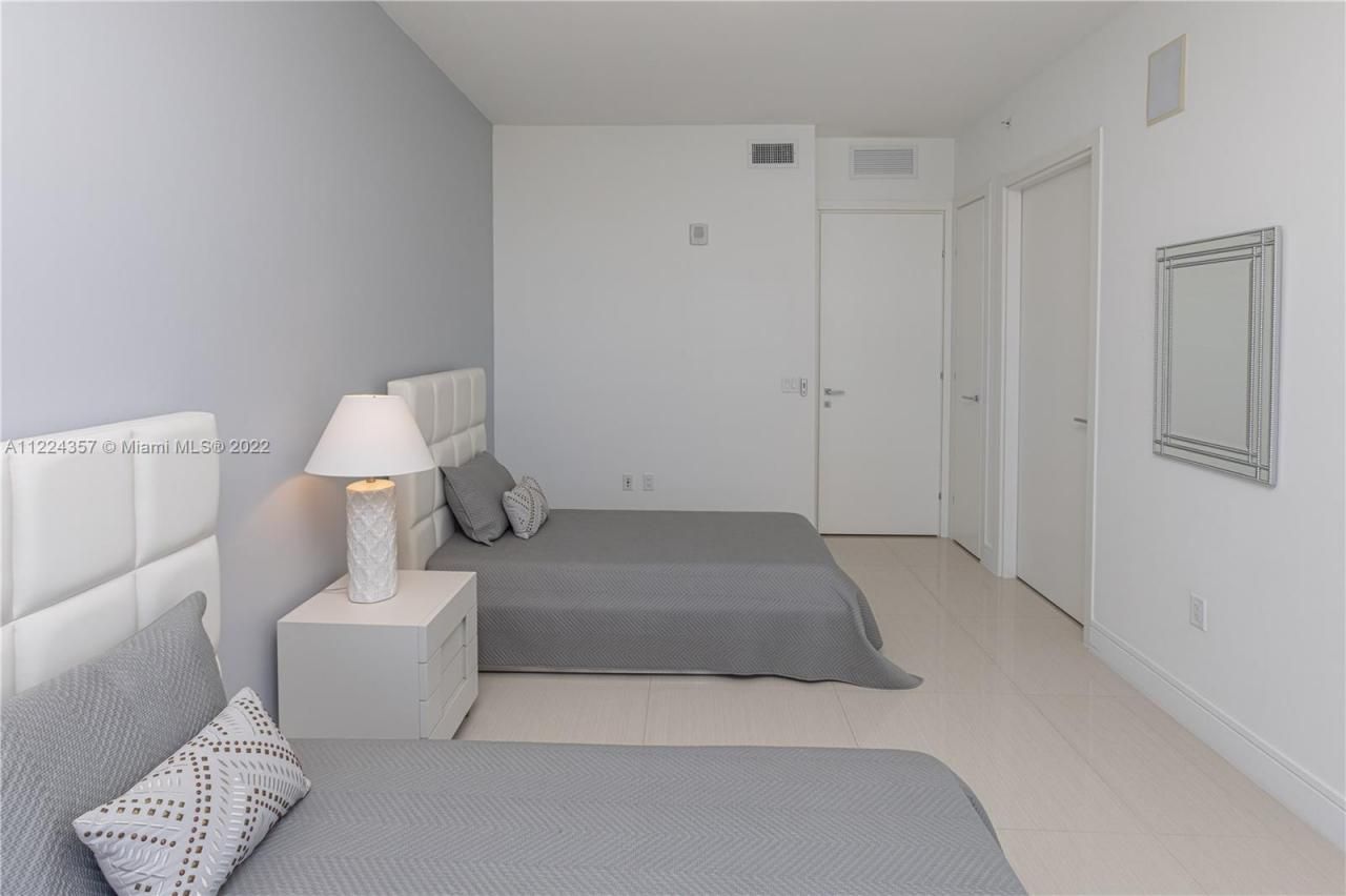 3300 NE 188th St, Unit 618, Aventura, FL 33180 Photo