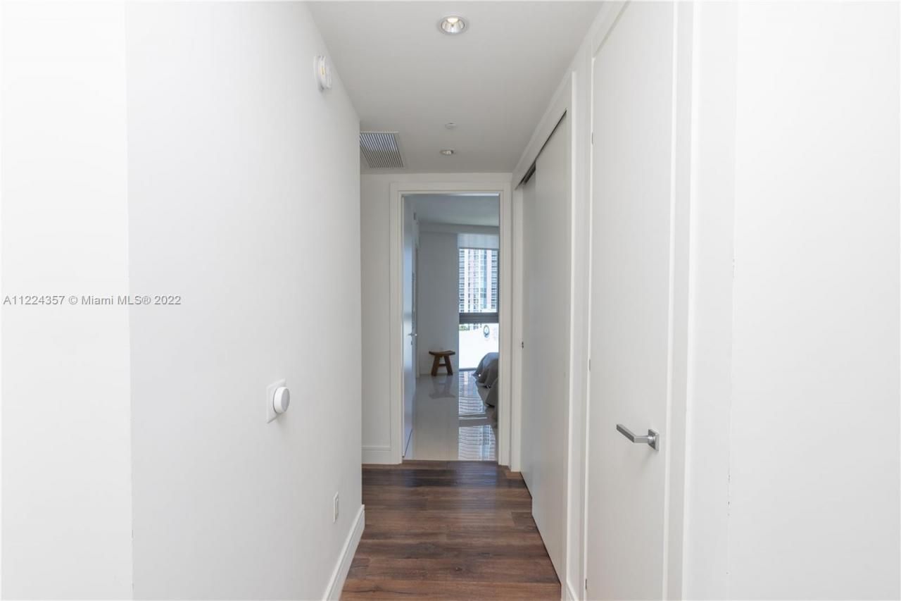 3300 NE 188th St, Unit 618, Aventura, FL 33180 Photo