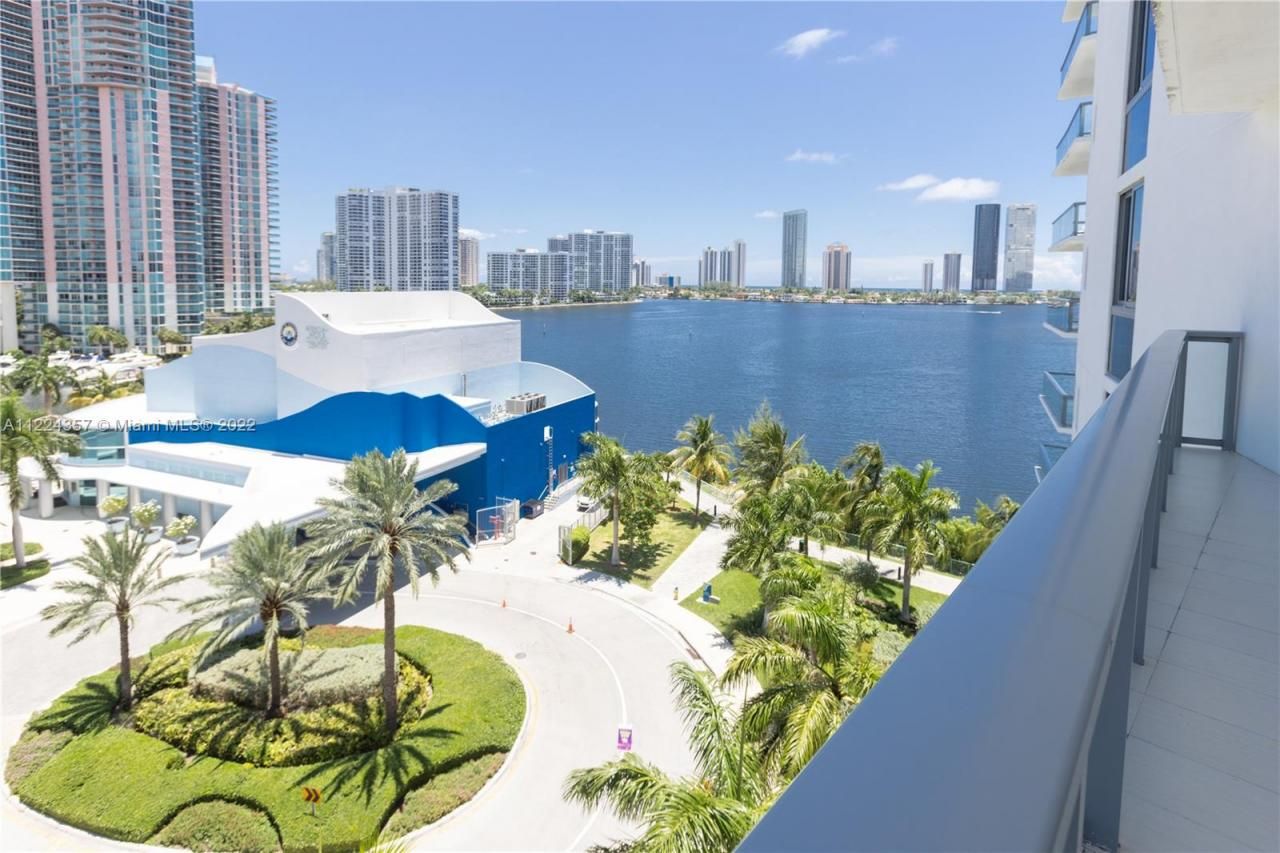 3300 NE 188th St, Unit 618, Aventura, FL 33180 Photo