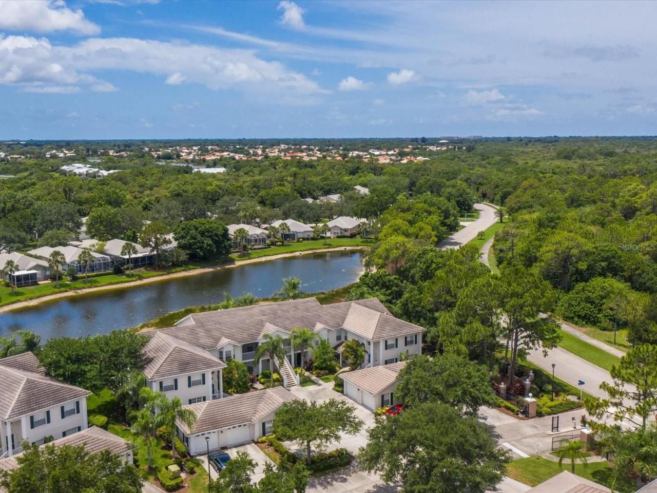 901 Addington Court, Unit 203, Venice, FL 34293 Photo