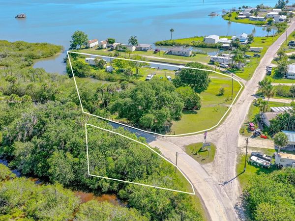 416 E Halifax Avenue, Oak Hill, FL 32759