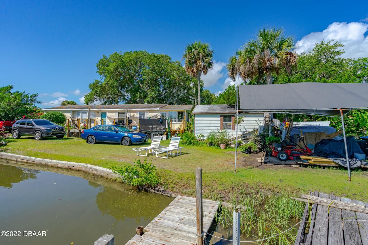 416 E Halifax Avenue, Oak Hill, FL 32759 Photo