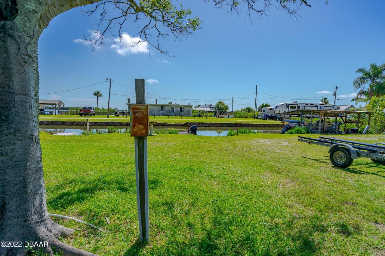 416 E Halifax Avenue, Oak Hill, FL 32759 Photo