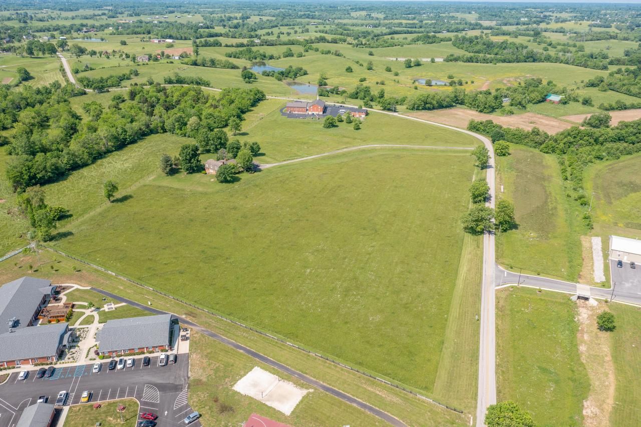 214 Sparrow Lane, Harrodsburg, KY 40330 Main Photo