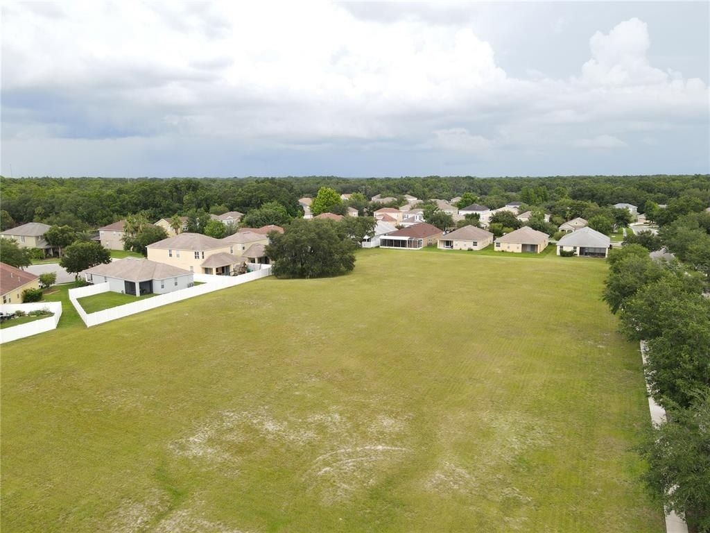 1035 Nashville Drive, Wesley Chapel, FL 33544 Photo