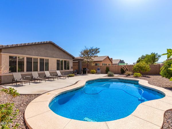 3560 E MERLOT Street, Gilbert, AZ 85298