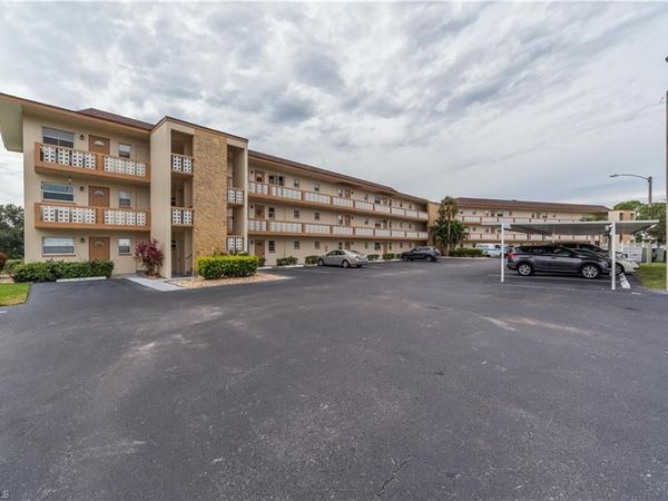 1521 Tropic TER, NORTH FORT MYERS, FL 33903