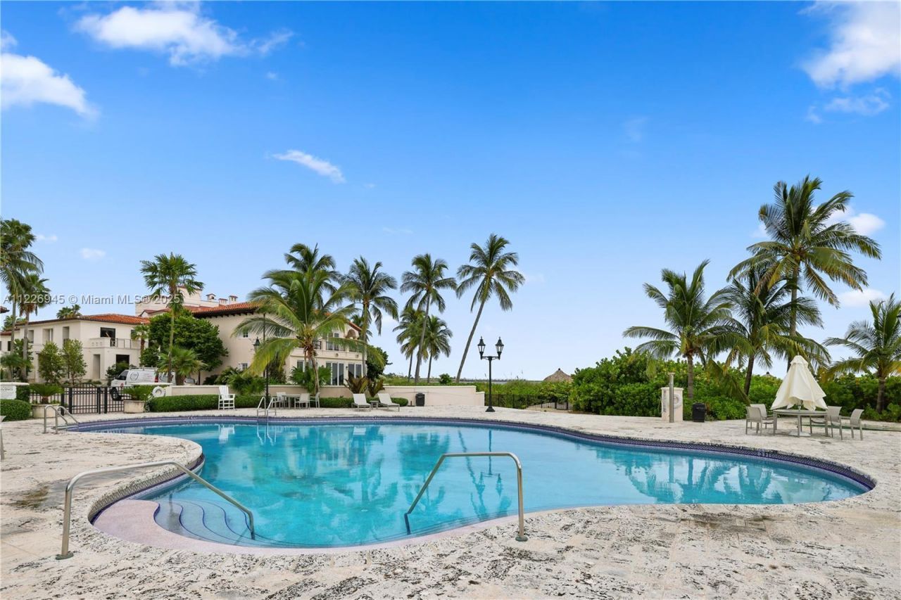 19126 Fisher Island Dr, Unit 19126, Miami Beach, FL 33109 Photo