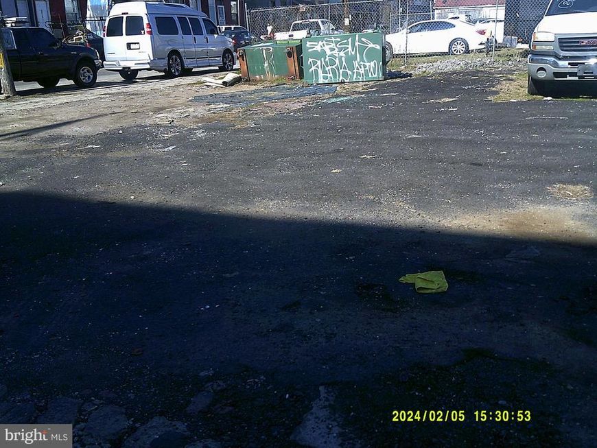 271 W Indiana Avenue, Philadelphia, PA 19133 Main Photo