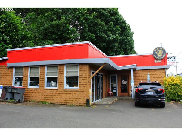 2703 Marine DR, Astoria, OR 97103