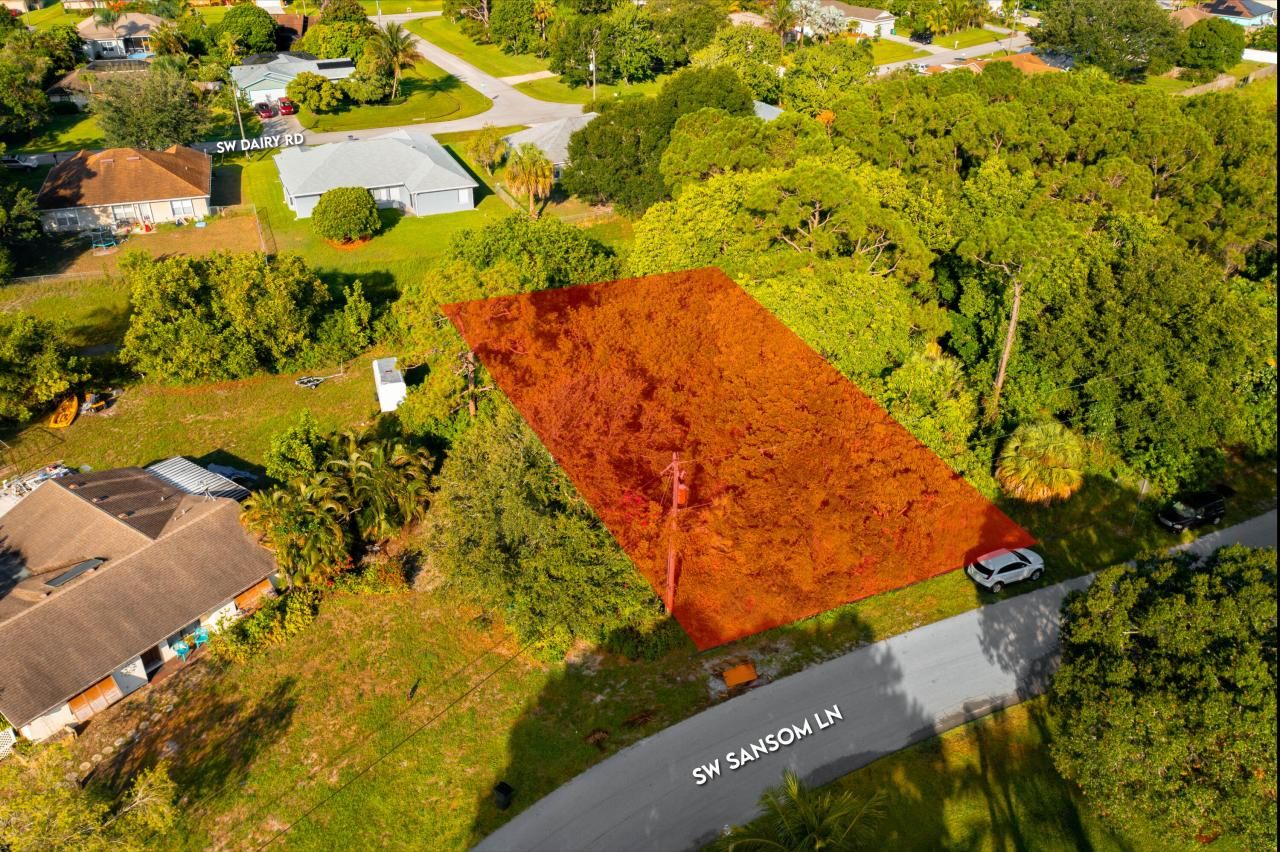 512 SW Sansom Lane, Port Saint Lucie, FL 34953 Photo