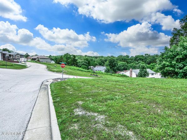 3303 CODY DRIVE, Jefferson City, MO 65109