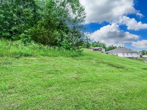3312 CODY DRIVE, Jefferson City, MO 65109