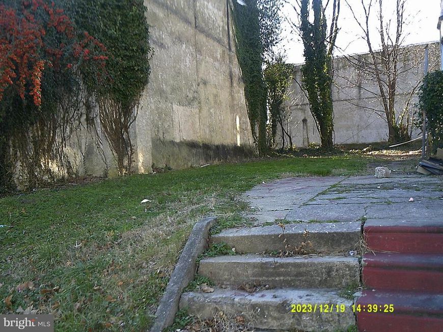 5810 Willows Avenue, Philadelphia, PA 19143 Main Photo