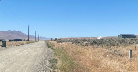 9415 Zaring Avenue, Winnemucca, NV 89445 Photo