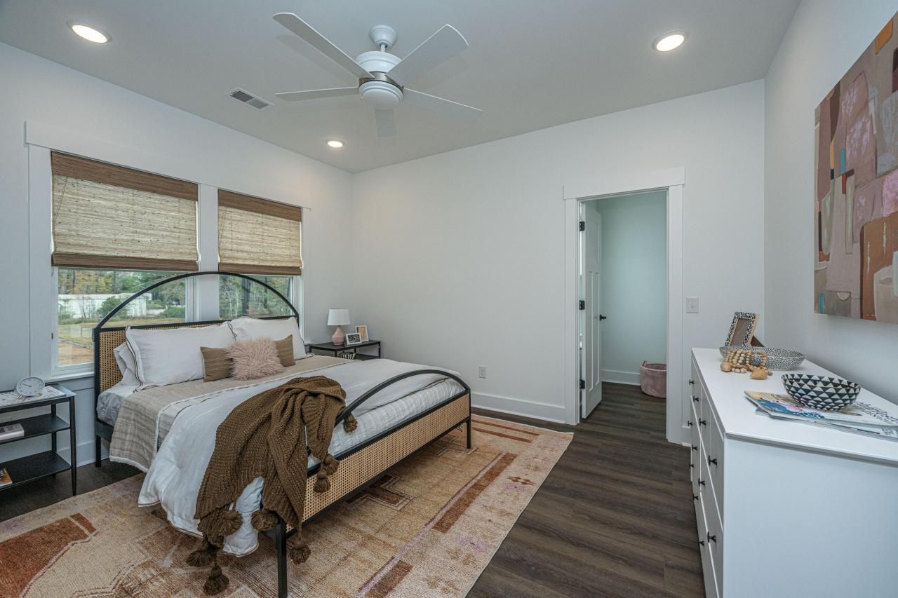 15 Darby Meadow Lane Photo 32