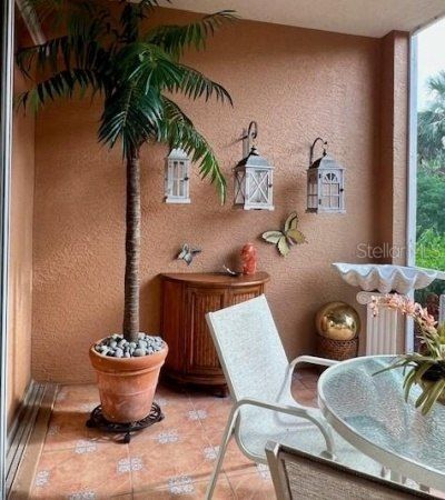 9611 Castle Point Drive, Unit 916, Sarasota, FL 34238 Photo